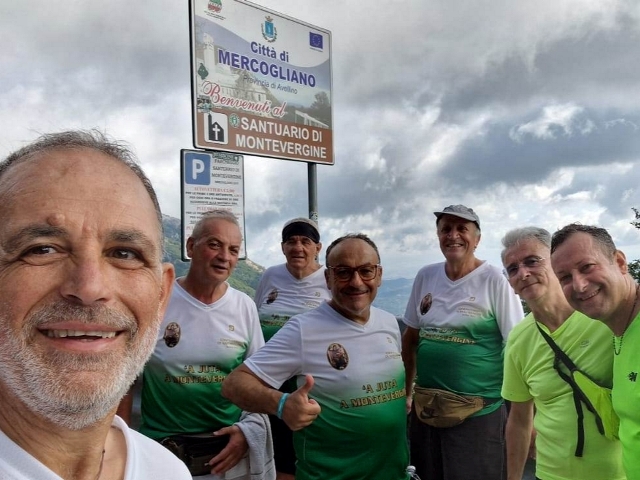 Verso Montevergine, tra Fede e Passi